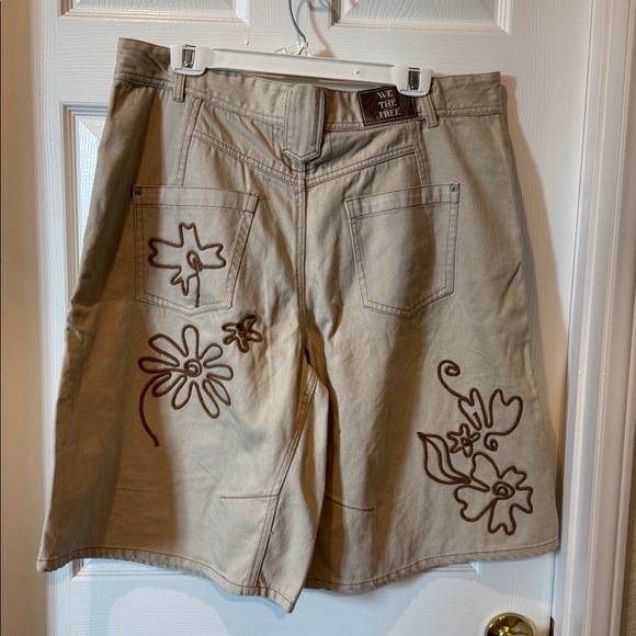 Free People We The Free Beige Shorts Sz 33 - Picture 5 of 6